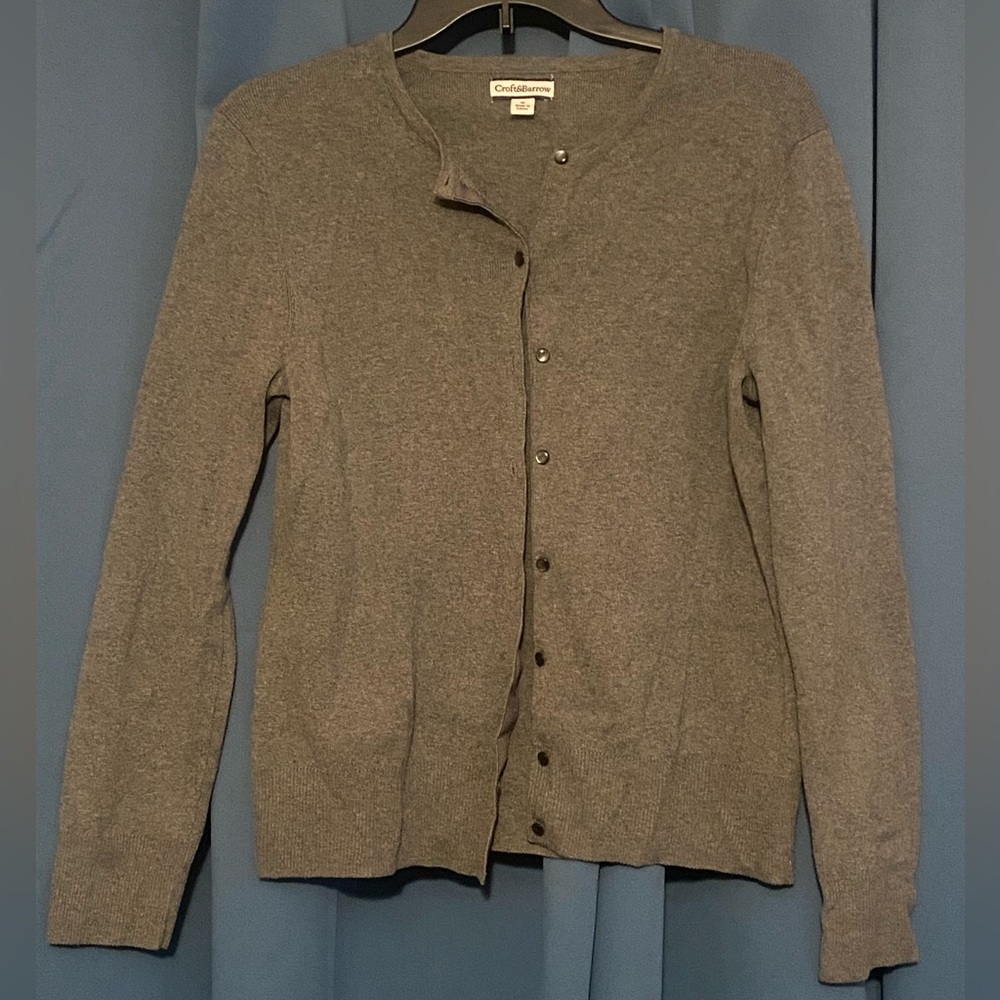 Croft&Barrow gray cardigan sweater